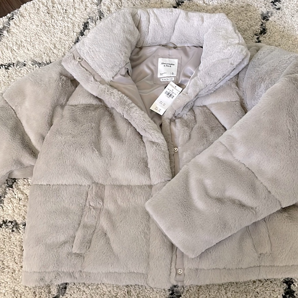 COPY - Abercrombie & Fitch - Mini Puffer (Gray) NWT